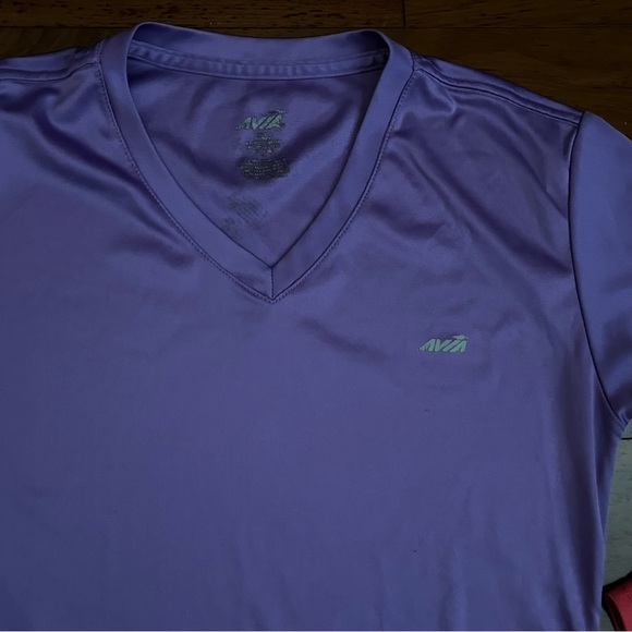 Lot of  2 Women’s Avia Athletic Tops Small Short Sleeve V Neck Shirts Running - Picture 3 of 8